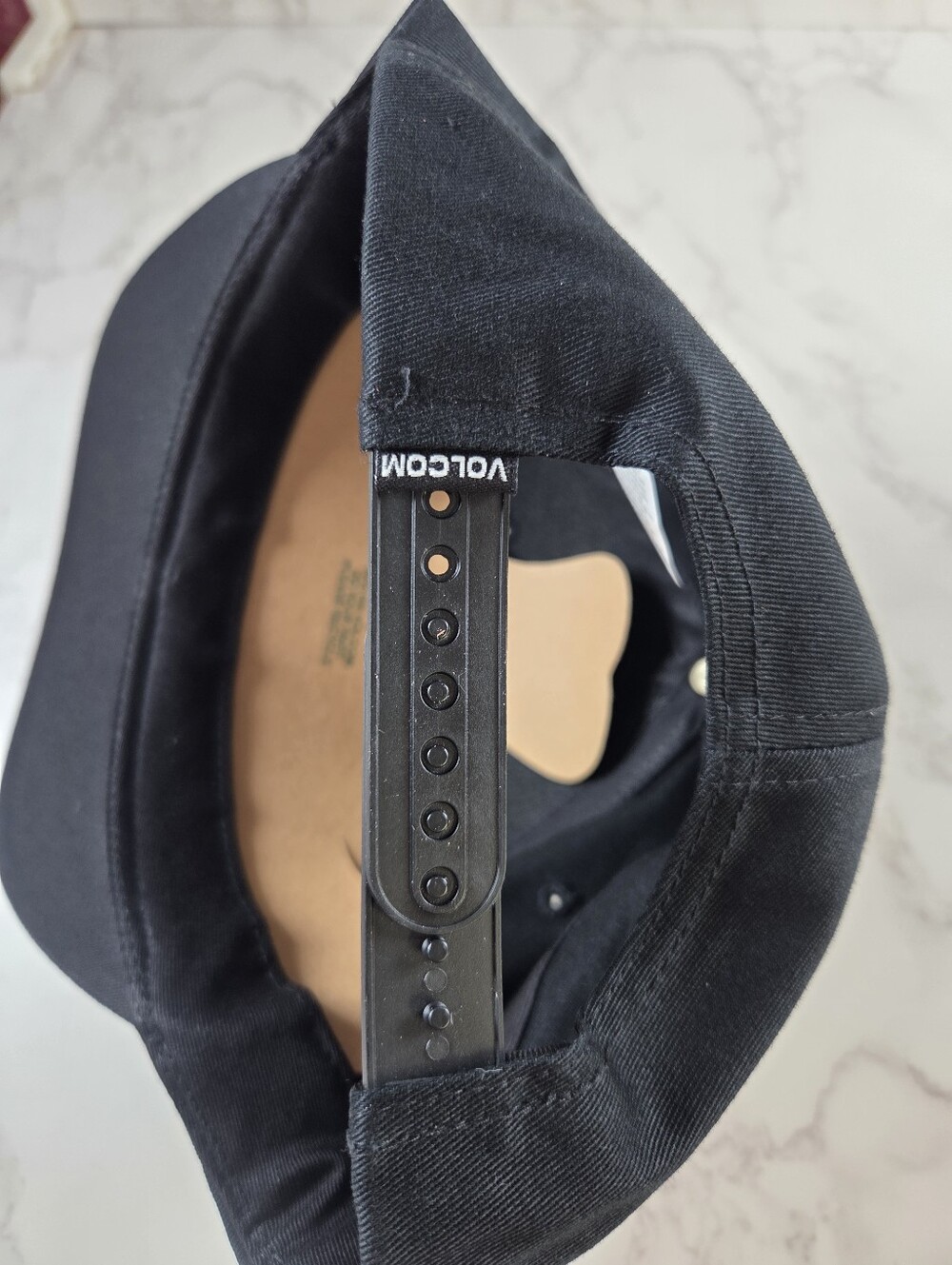 Volcom Black Logo Snapback Hat - Picture 9 of 9